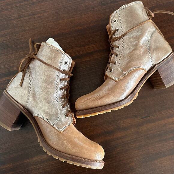 Frye Tan Lace Up Boots - Picture 7 of 12